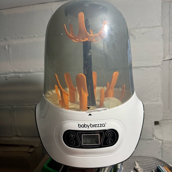 Baby Brezza Bottle Sterilizer - Picture 1 of 1